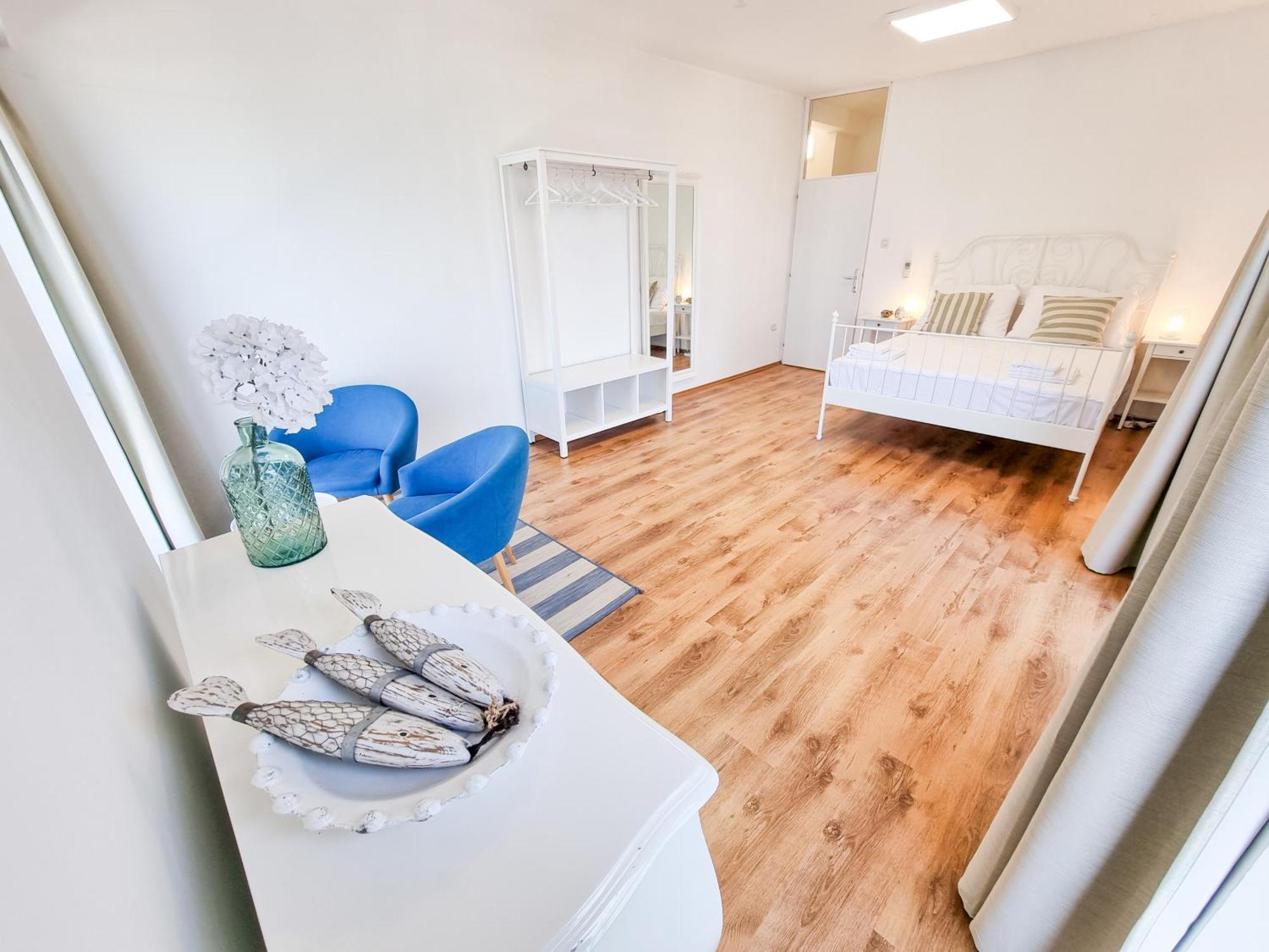 Seafront Seaview Center Old Town 1,2,3,4 By Rentistra * Umag