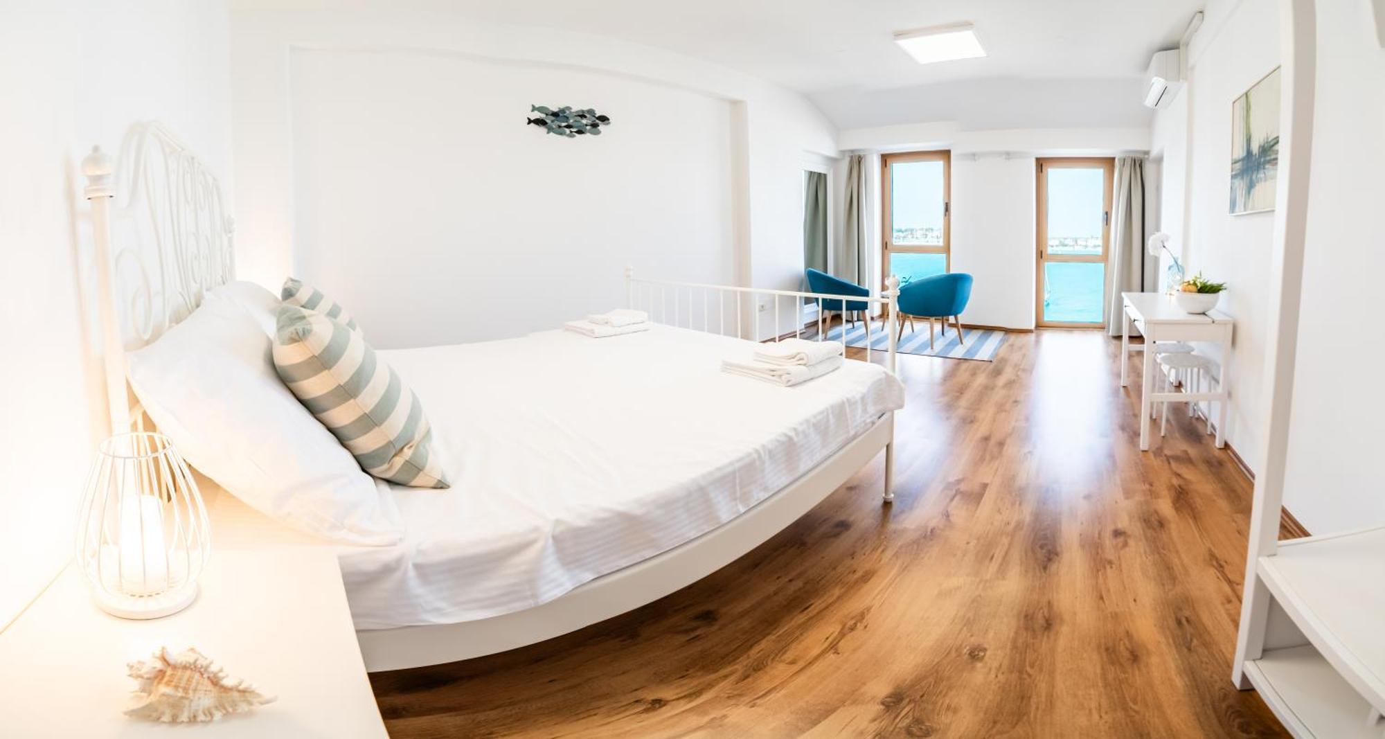 Seafront Seaview Center Old Town 1,2,3,4 By Rentistra Apartment Umag