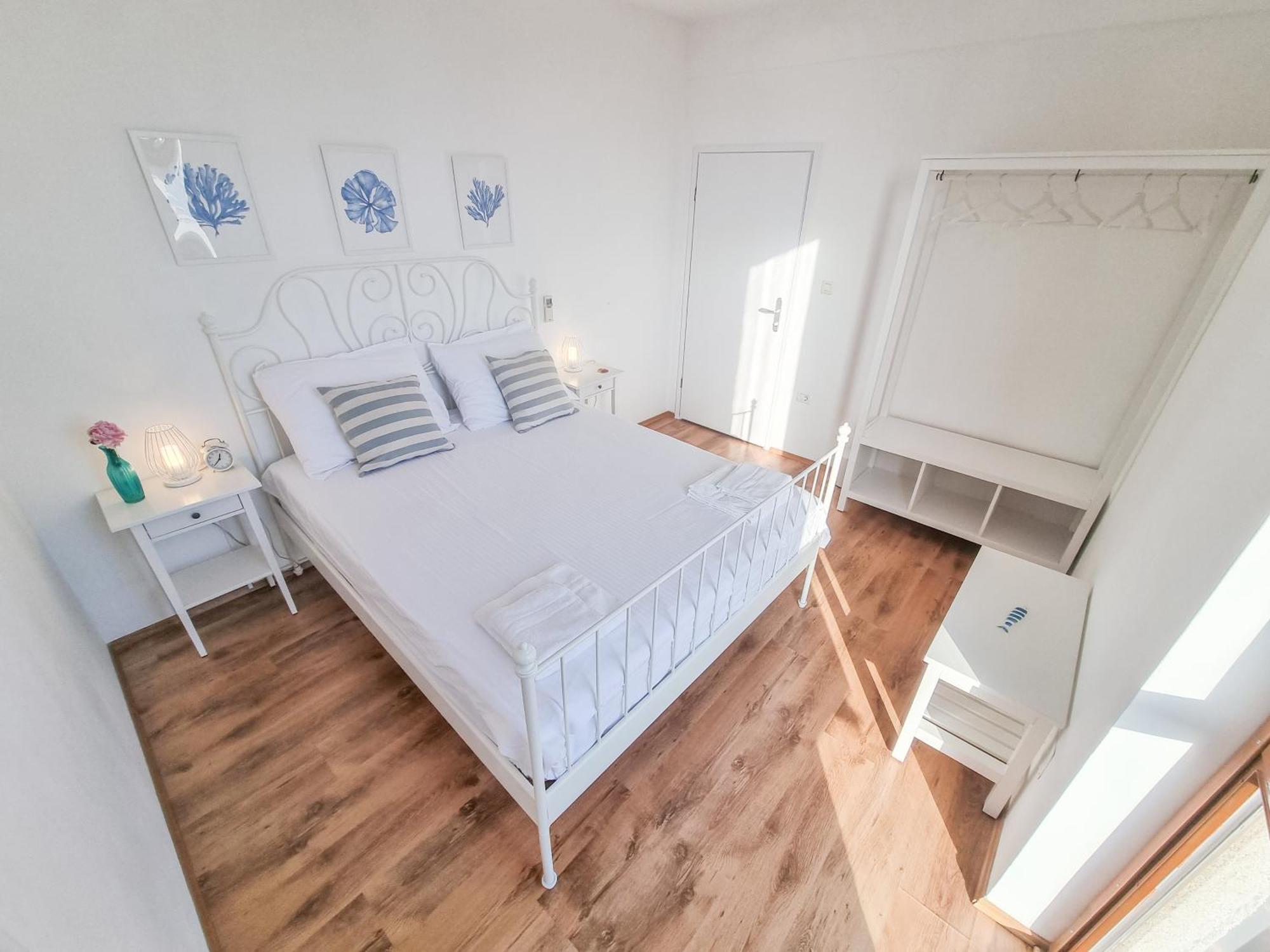 Apartment Seafront Seaview Center Old Town 1,2,3,4 By Rentistra Umag