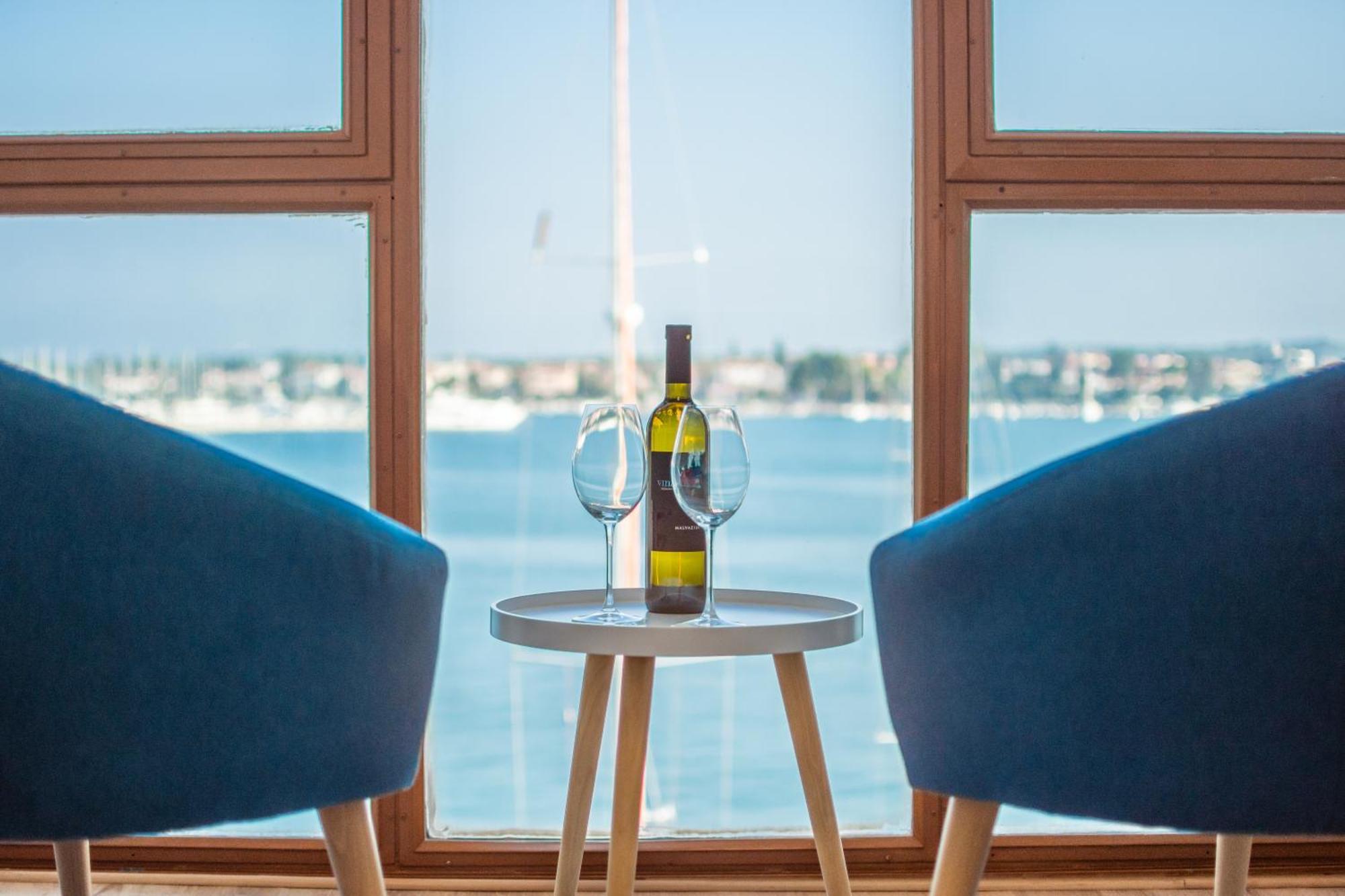 Seafront Seaview Center Old Town 1,2,3,4 By Rentistra * Umag